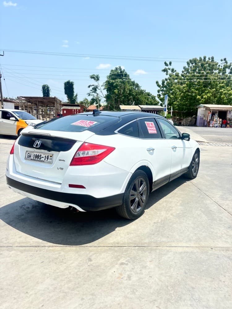 Honda Accord crosstour 2015 8