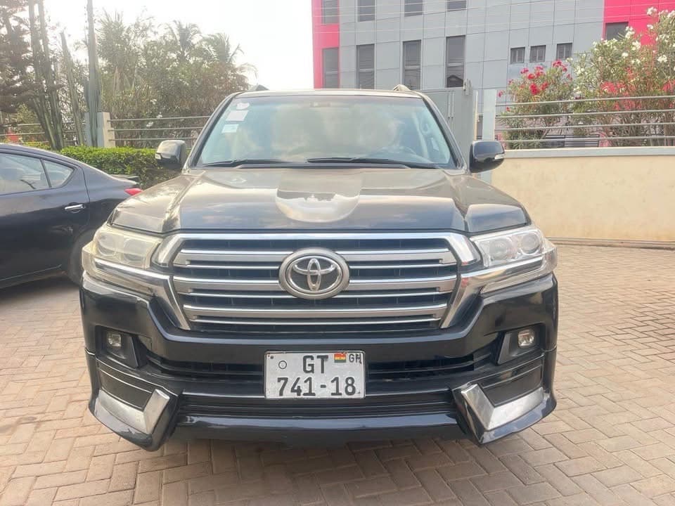 2016 Land Cruiser