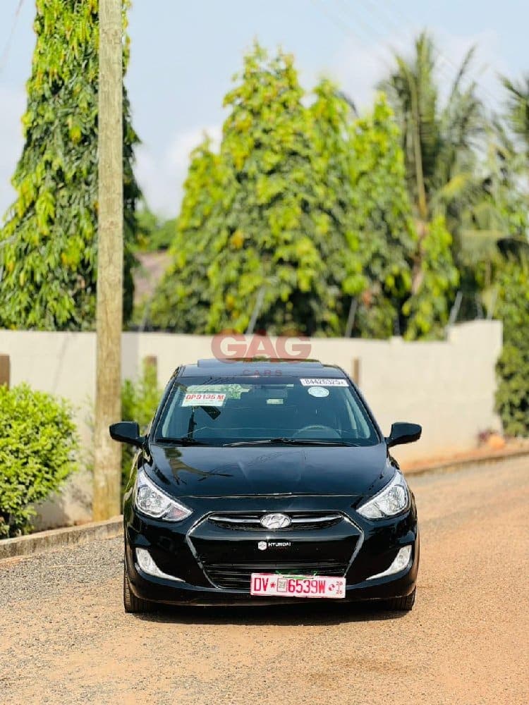 HYUNDAI ACCENT